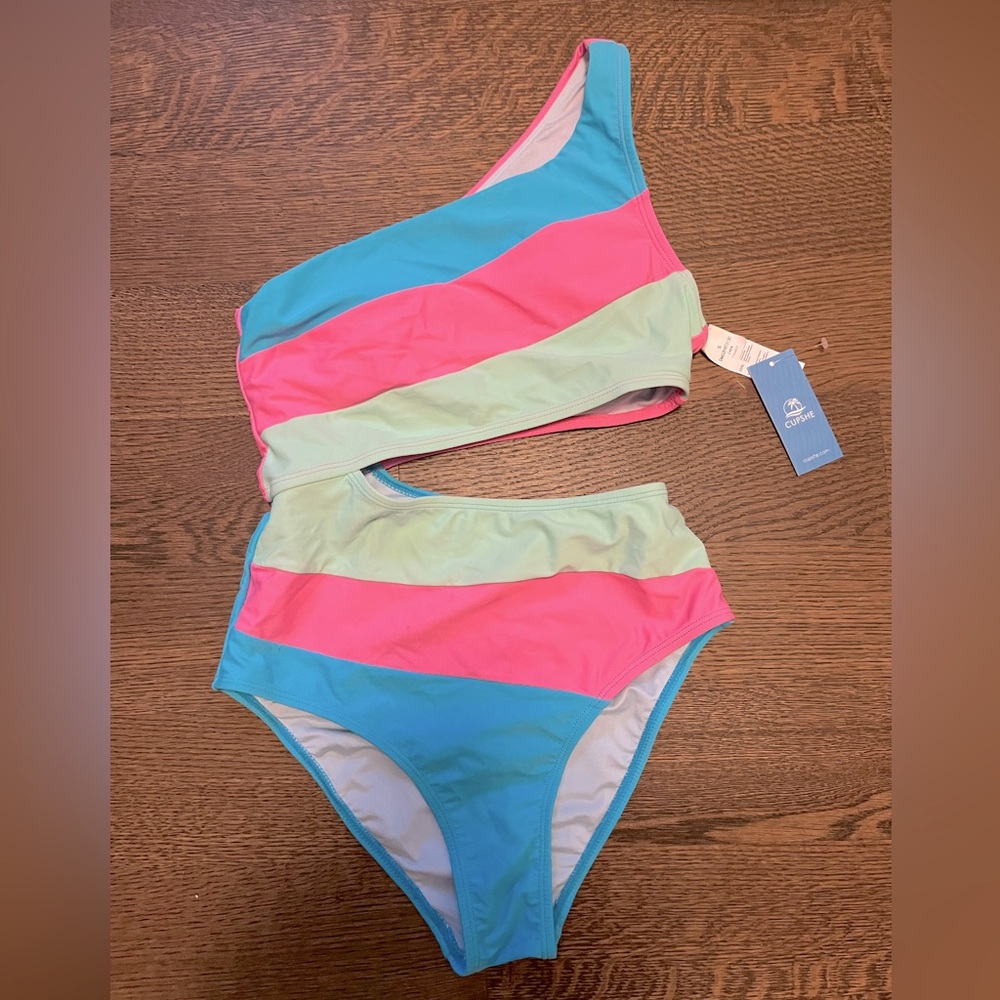 Cupshe One-Shoulder OnePiece Swim Sz S NWOT